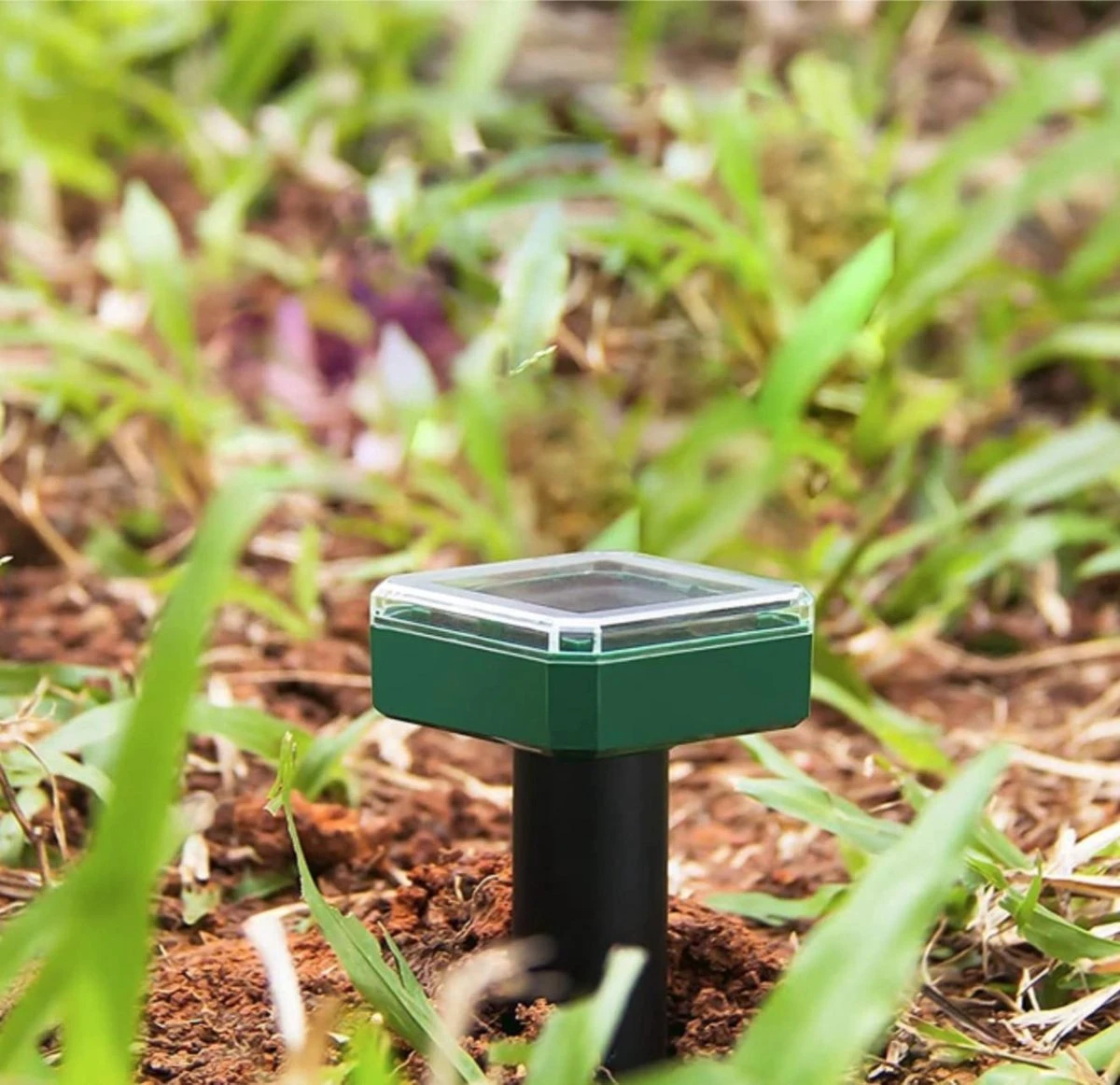 Slimshop Mollenverjager Muizenverjager Kattenverjager Ultrasone Verjagers - Mollen - Mollenbestrijding - Zonne Energie - 2 Stuks - Afbeelding 5