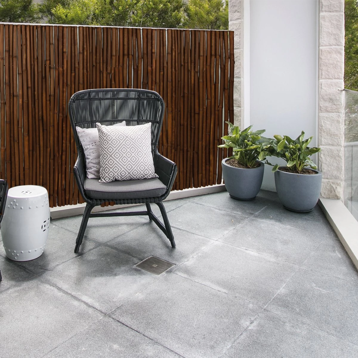 Sol Royal B23 – Premium Bamboe Tuinscherm 90x250cm Donkerbruin – Geharde Bamboestokken Ø 2-3cm – Weerbestendige Balkonscherm - Afbeelding 10