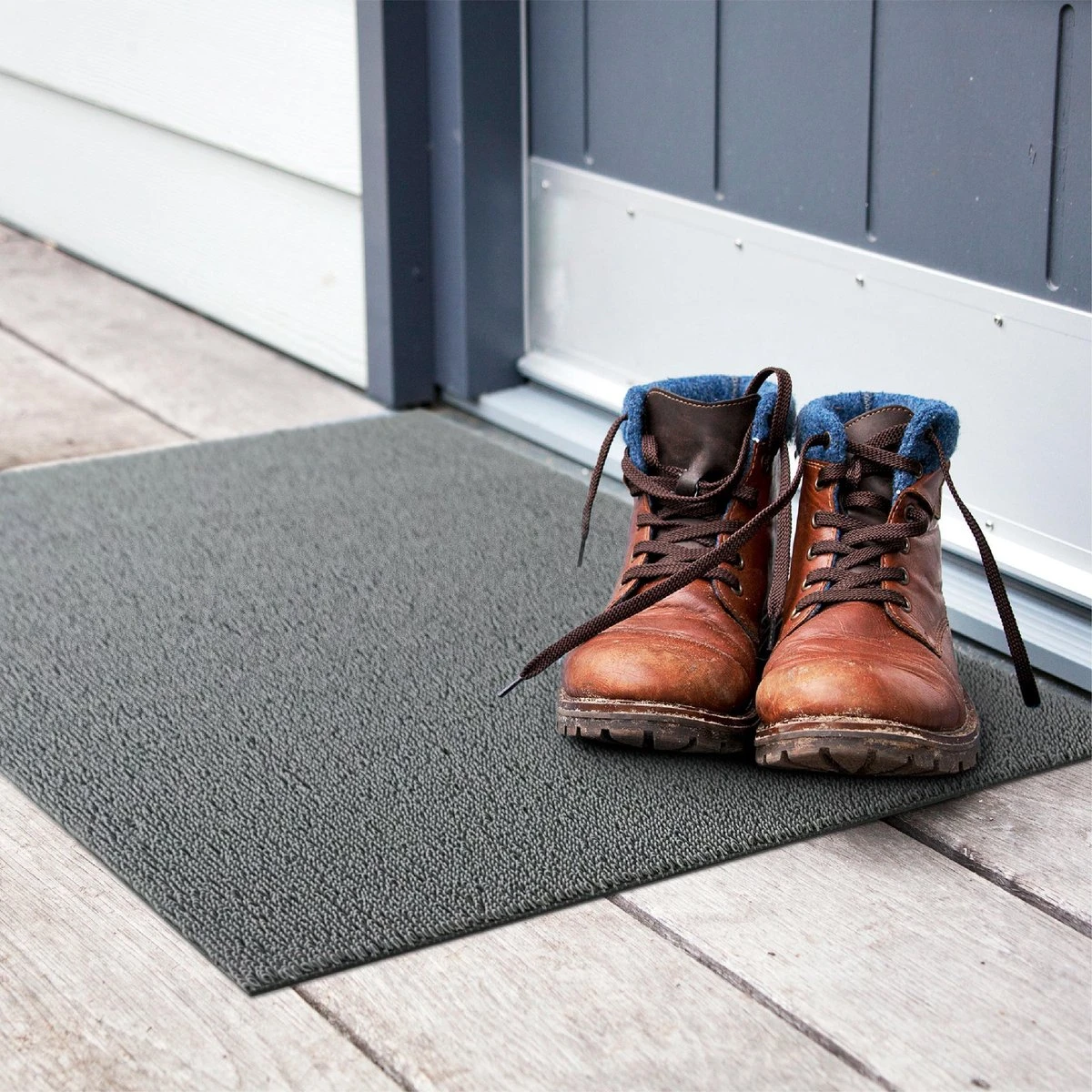 Antislip Deurmat Buiten Studio M - OUTDOOR - Buitenmat - 60x100cm - Zwart - All-Weather Deurmat - Droogloopmat Buiten - UV-/Chloor-/Zoutwaterbestendig - Geschikt Voor Aan Buitendeur, Zwembad, Sauna, Buitendouche, BBQ, Camping - Afbeelding 8