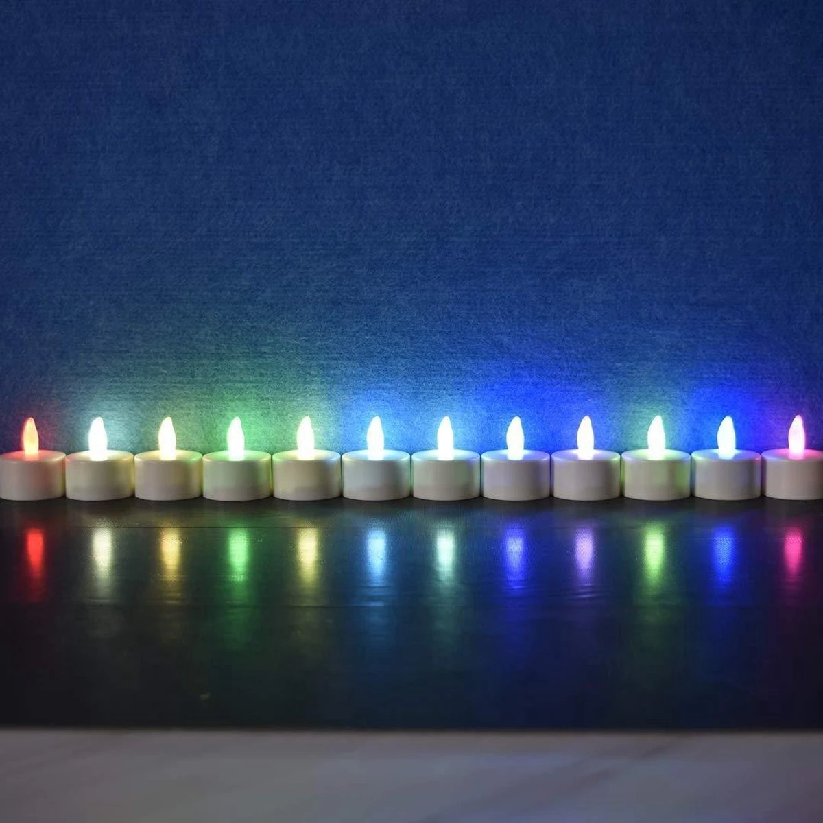 KLEURRIJKE LED | Kaarsen Branden 12 - 15 Uur | Oplaadbaar 4 Stuks | Afstandsbediening | Kleur Theelichtjes | Candle Lights | Led Kaars | Oplaadbare Kleuren Waxine Lichten. - Afbeelding 3