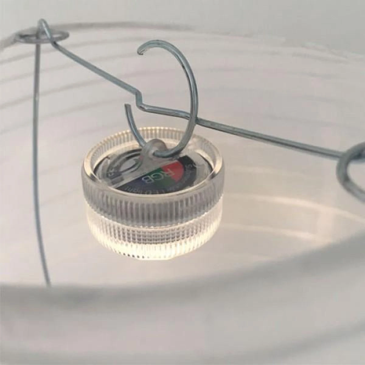 Merkloos Nylon Lampionnen - Wit - 10 Stuks - Incl. Led Met Afstandbediening - Incl. Handige Ophanghaakjes - Afbeelding 8