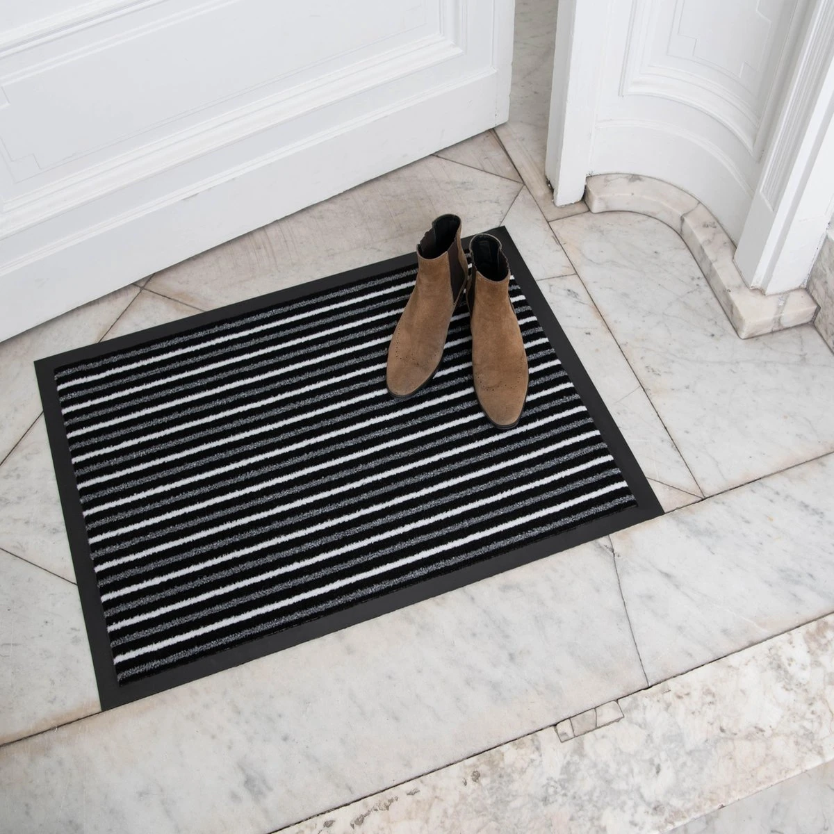 Deurmat Binnen Studio M - NEON - Droogloopmat Binnen 60X90 Cm - Schoonloopmat - Antislip Deurmat - Deurtapijt- Kwalitatieve Binnenmat - Inloopmat - Deurmatten Voor Binnen - Deurmat Voordeur - Matten - Verschillende Afmetingen - Afbeelding 7