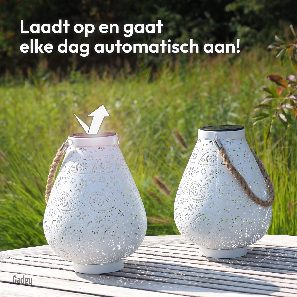 Gadgy Solar Lantaarn Mat Wit - Tafellamp Set Van 2 - Solar Tuinverlichting Op Zonneenergie - Led Buitenverlichting Met Dag/Nacht Sensor - Hanglamp - Tuinlantaarn - Metaal - 23 X Ø17.5CM