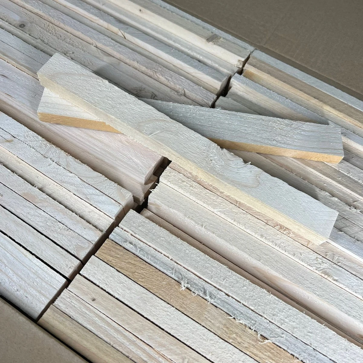 Aanmaakhout 12,5kg-15kg Vuren Gedroogd - Afbeelding 3