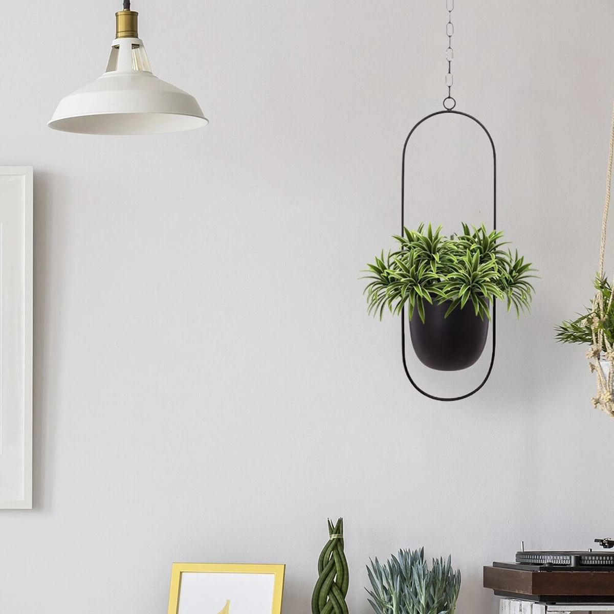 Be-Inspired® Hangende Bloempot Ovaal - Bloempot Binnen - Voor Hangplant – Plant Bloem Pot Met Opknoping – Plantenhanger - Plantenbak - Industrieel – Scandinavisch - Metaal - Zwart - Afbeelding 4