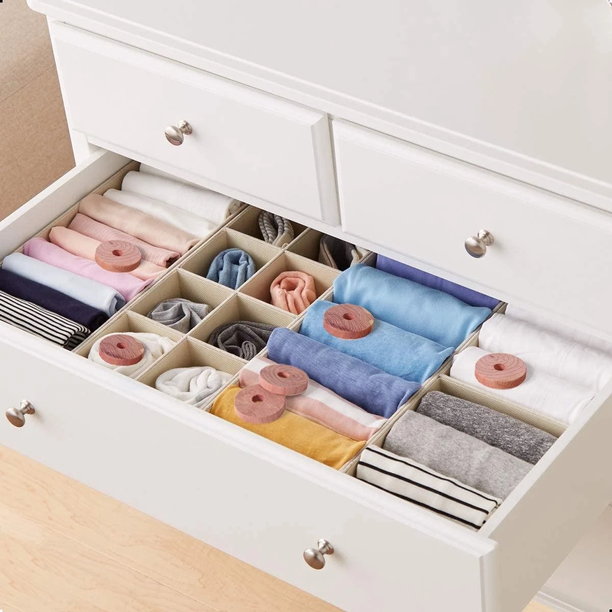 AWEMOZ Mottenballen 40 Stuks + 10 Stuks Schuurpapier - Cederhout Tegen Motten - Motten Bestrijden - Mottenval - Afbeelding 7