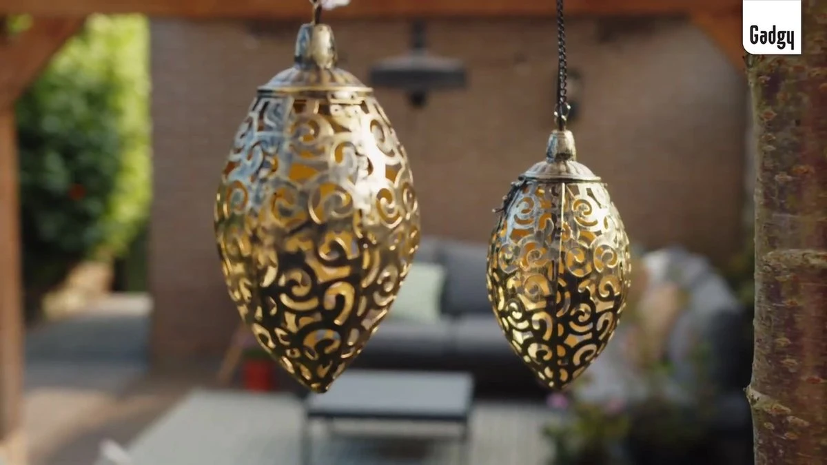 Gadgy Solar Hangende Oosterse Lantaarn 2st. - Solar Tuinverlichting Op Zonneenergie – Led Buitenverlichting Met Dag/Nacht Sensor - Tuinlantaarn - Brons - Metaal - Afbeelding 4