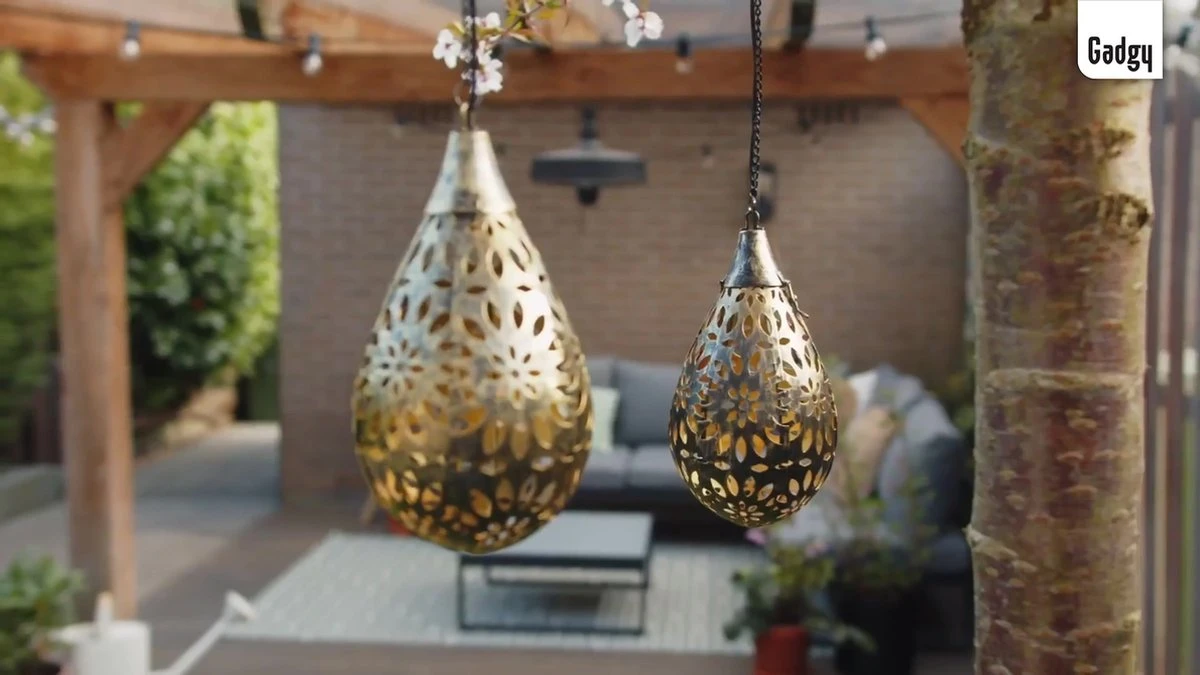 Gadgy Solar Hangende Lantaarn Set 2st. - Solar Tuinverlichting Op Zonneenergie - Led Buitenverlichting Met Dag/Nacht Sensor - Tuinlantaarn - Metaal - Afbeelding 4