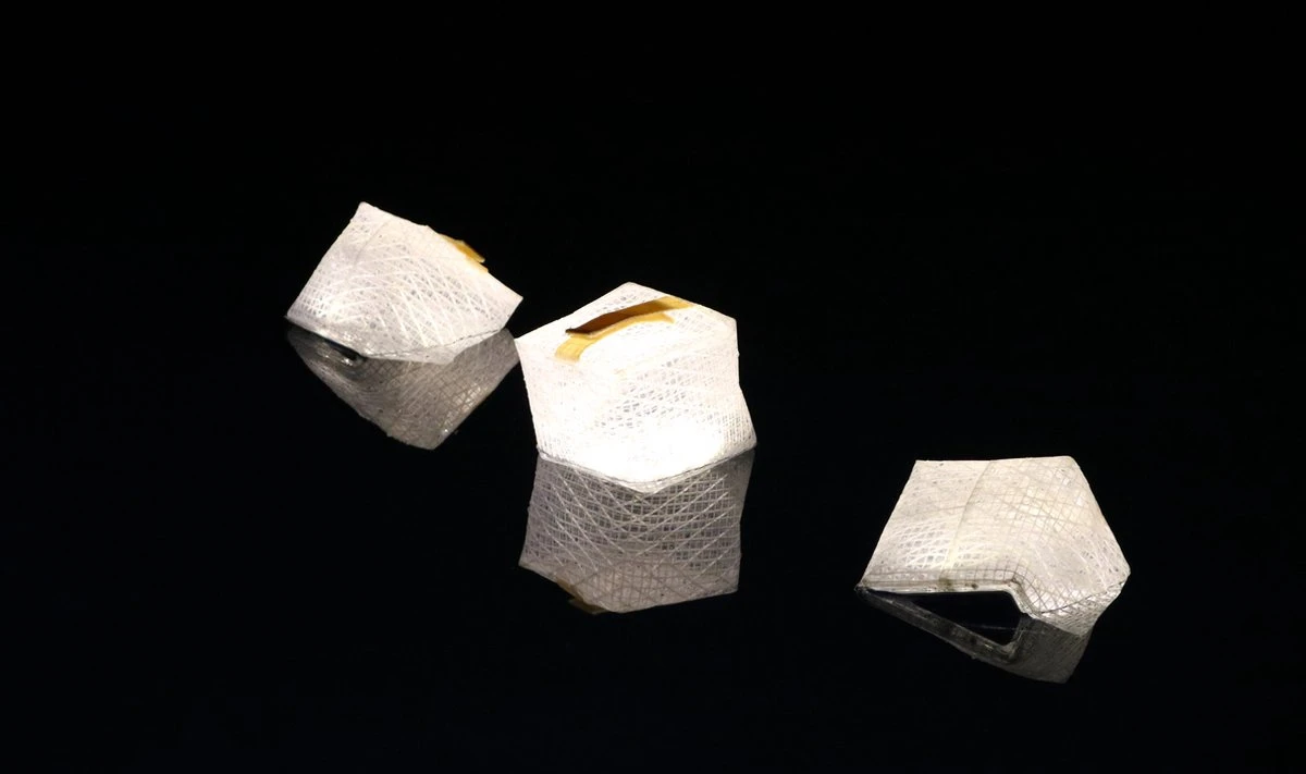 Solight Solarpuff - LED Lantaarn - Zonne Energie Lampje - Waterdicht - Opvouwbaar - Tuinlamp - Camping - Boot Verlichting - Afbeelding 6