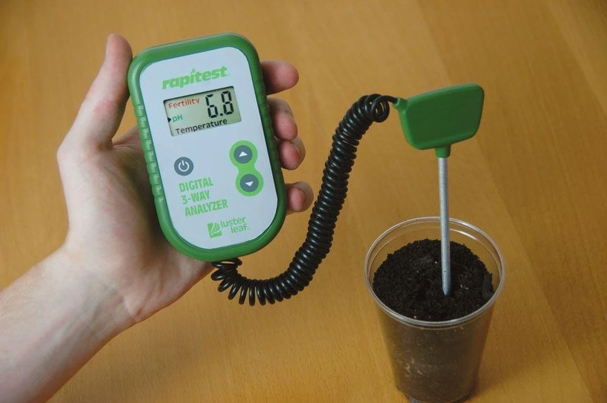 Lusterleaf Rapitest Electronische Meter Voor PH, Bemesting En Temperatuur Van De Grond.