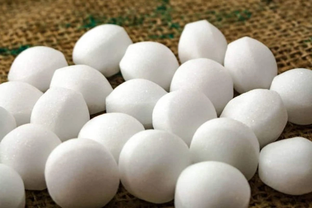 Mottenballen - Extra Sterk - Langdurige Bescherming - Yashika Mottenballen - 100 Gr - ± 25 Stuks