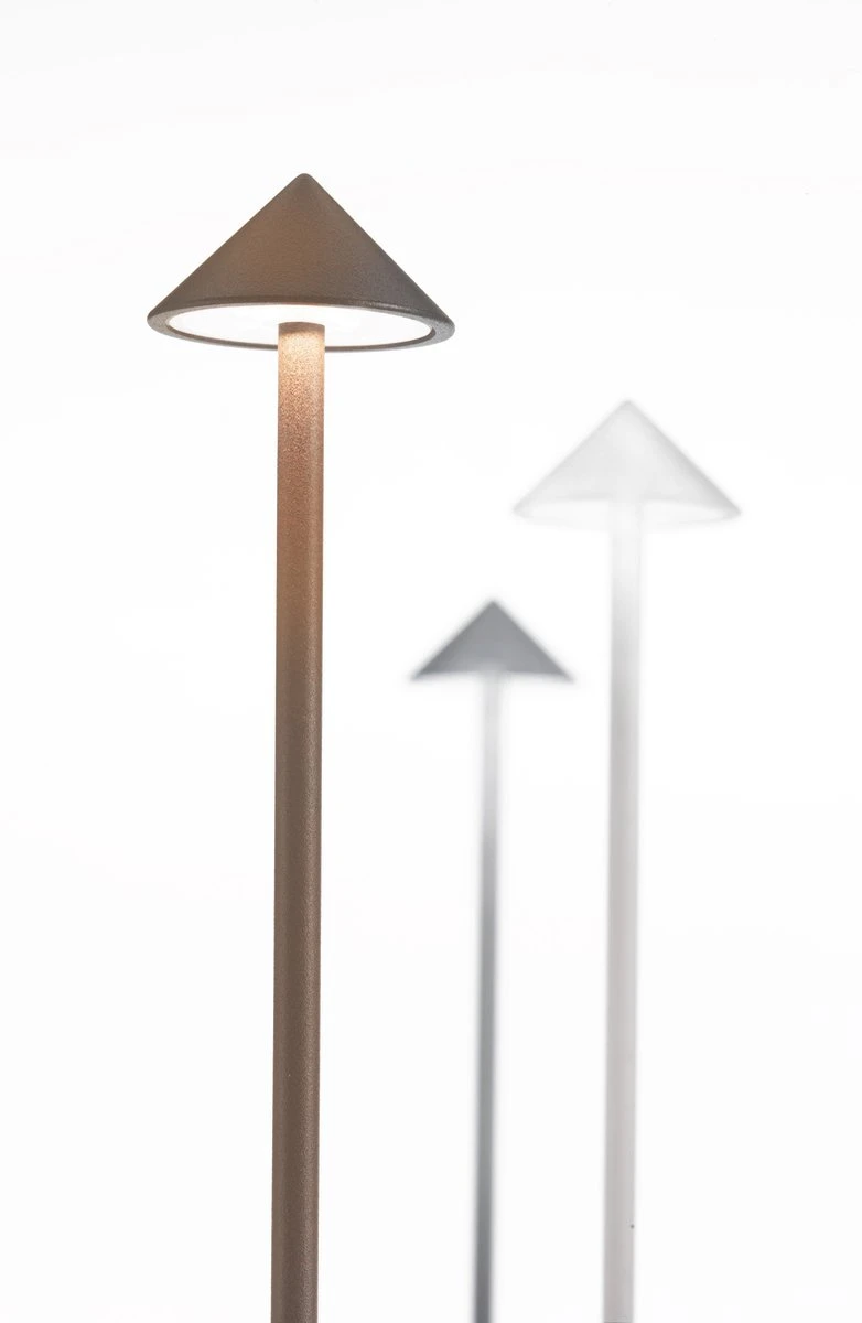 Zafferano - Pina - Donker Grijs - H29cm - Ledlamp - Bureaulamp – Tafellamp – Snoerloos – Verplaatsbaar – Duurzaam - Voor Binnen En Buiten – LED - Dimbaar - 2700K – IP54 Spat Waterdicht - USB Oplaadbaar - Afbeelding 2